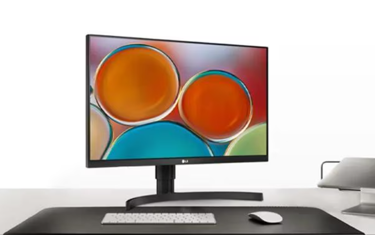 Samsung ViewFinity S8 32" UHD HDR USB-C Monitor